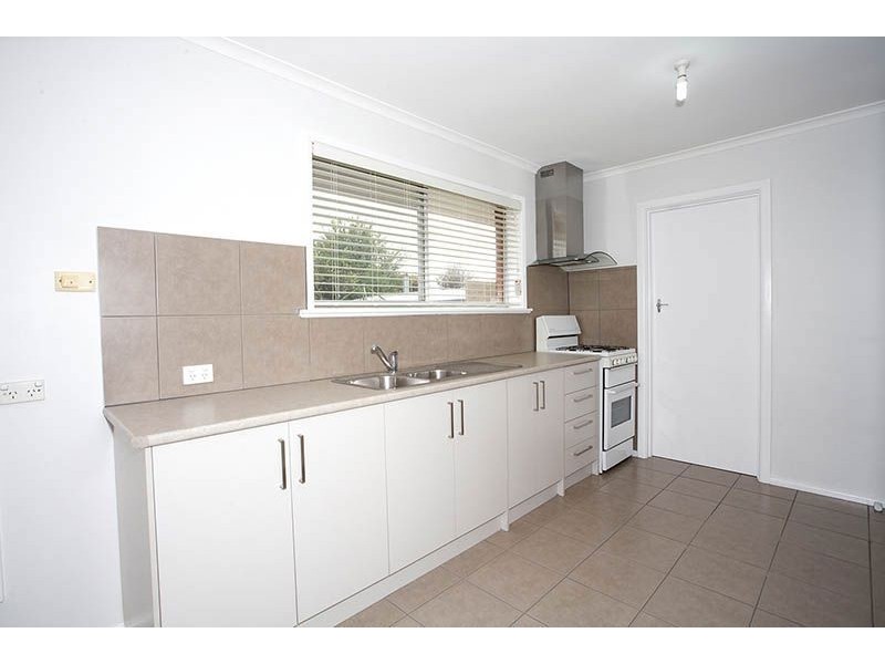 44 Talbot Avenue, Thomastown VIC 3074