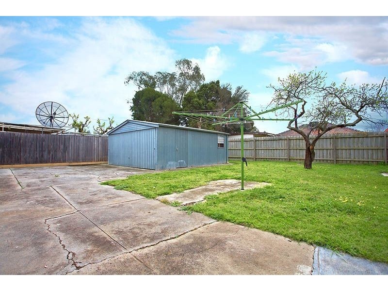 44 Talbot Avenue, Thomastown VIC 3074