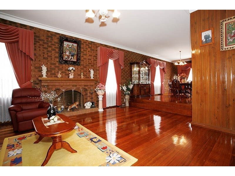 87 Carrington Boulevard, Thomastown VIC 3074