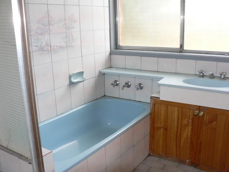 6 Brownlow Crescent, Epping VIC 3076