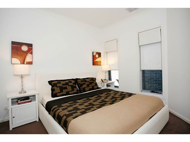 1/1 Farmhouse Boulevard, Epping VIC 3076