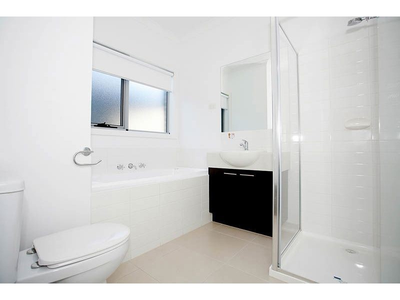 1/1 Farmhouse Boulevard, Epping VIC 3076