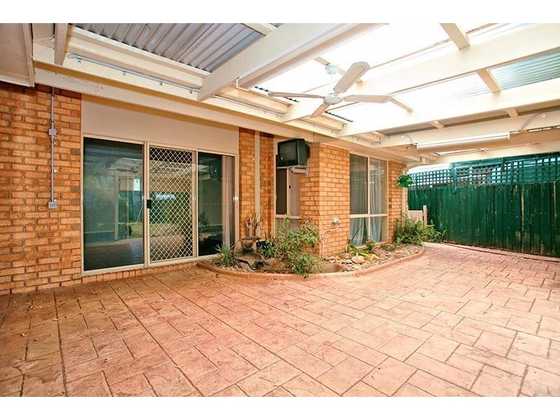 5 Parnell Court, Roxburgh Park VIC 3064