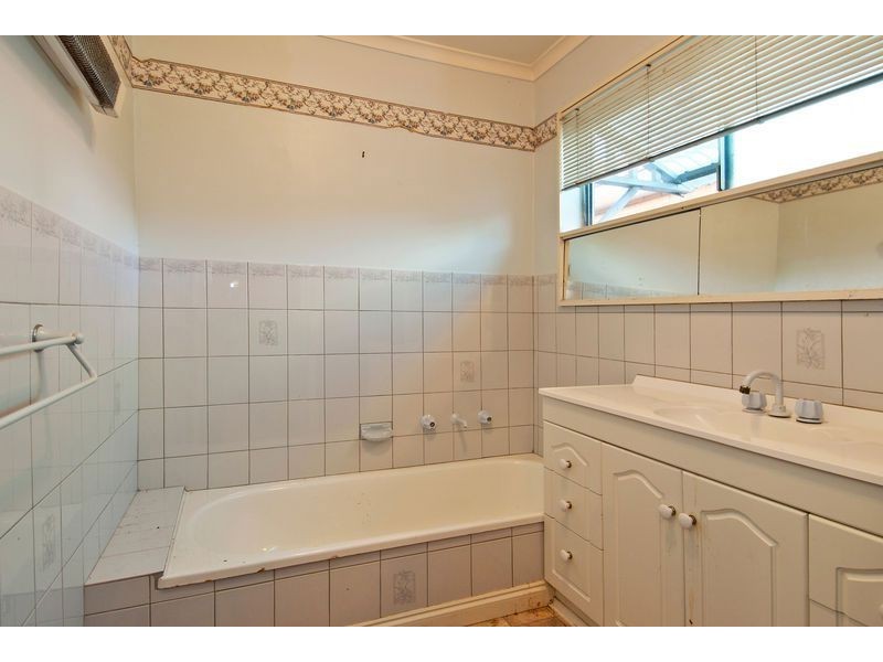 56 Dickens Street, Lalor VIC 3075