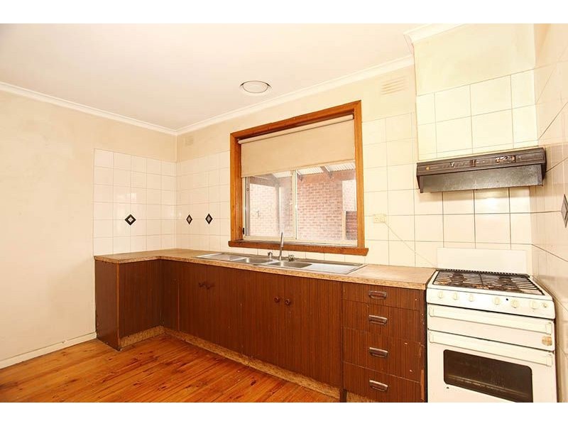 1/96-98 Heyington Avenue, Thomastown VIC 3074