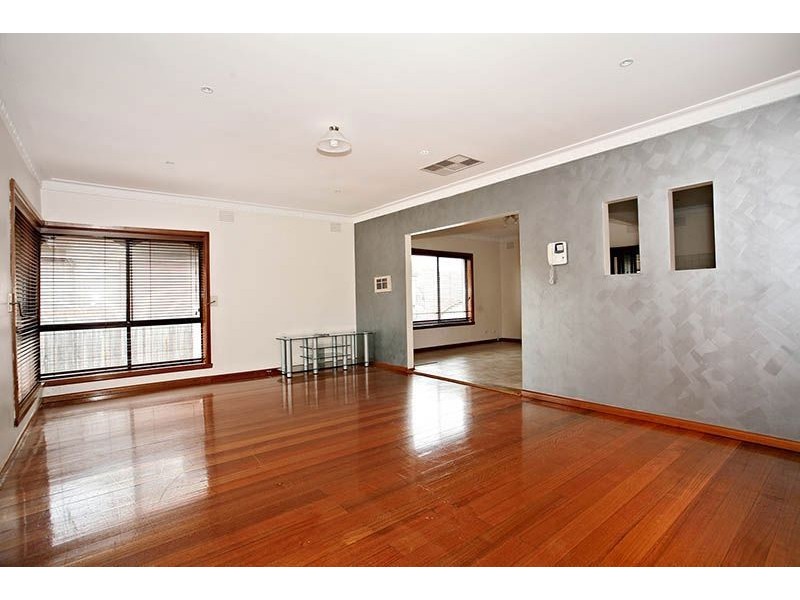 62 Queenscliff Road, Thomastown VIC 3074