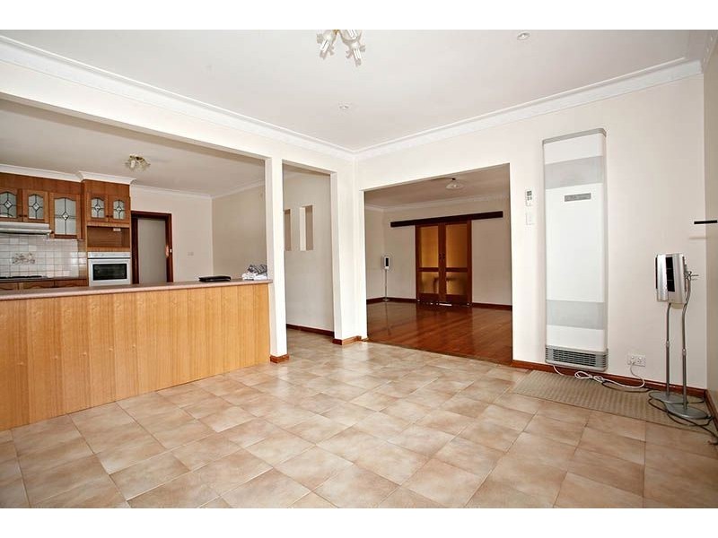 62 Queenscliff Road, Thomastown VIC 3074