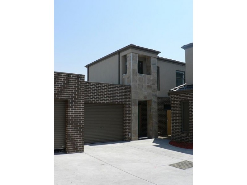 2/9 Kumara Circuit, South Morang VIC 3752