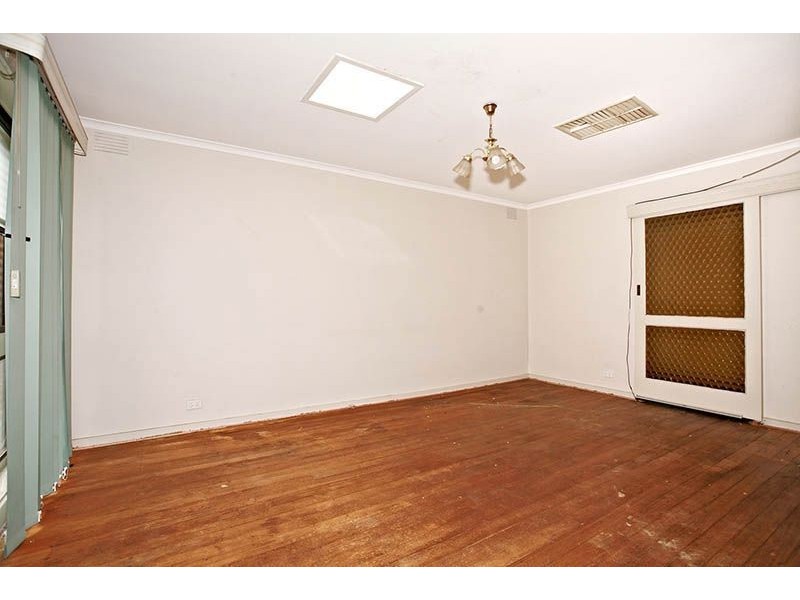 12 Kosciusko Court, Lalor VIC 3075