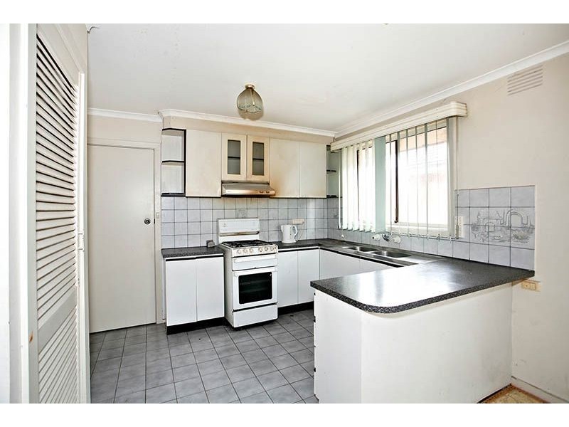 12 Kosciusko Court, Lalor VIC 3075