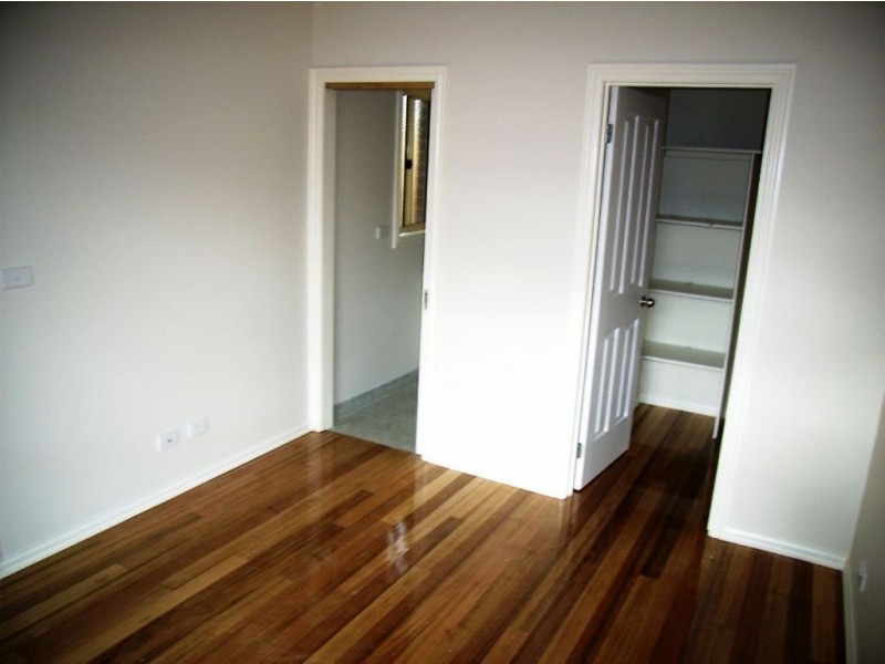 2/15 Highlands Road, Thomastown VIC 3074