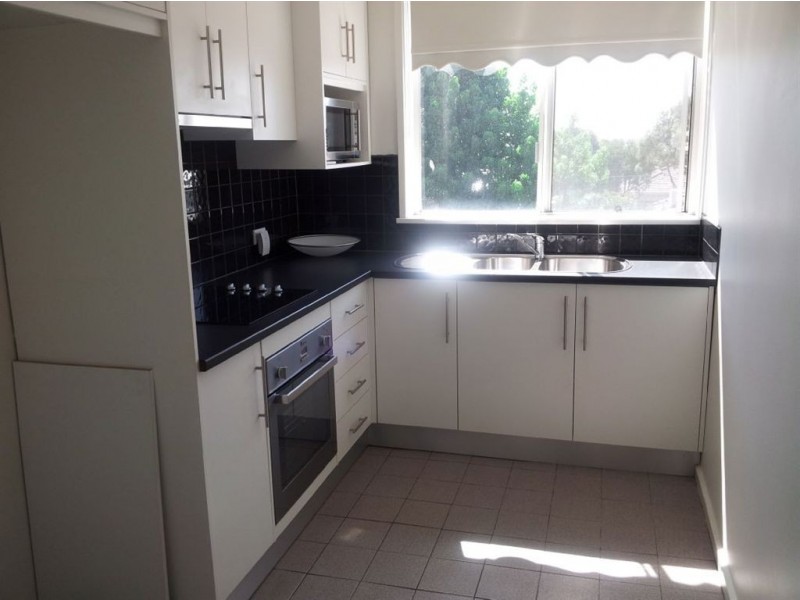 16/696 Plenty Road, Reservoir VIC 3073