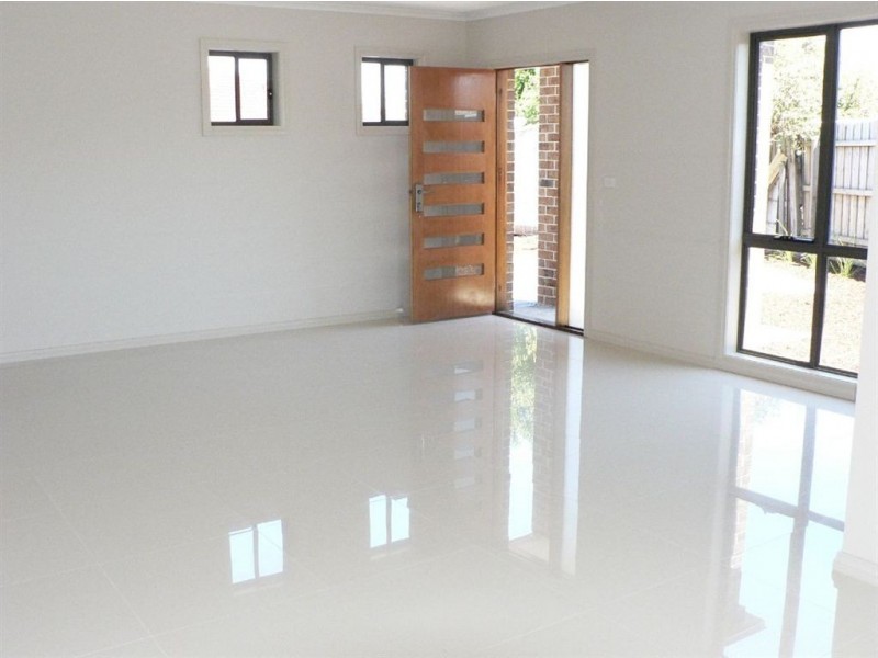 2/2 Alfa Court, Lalor VIC 3075