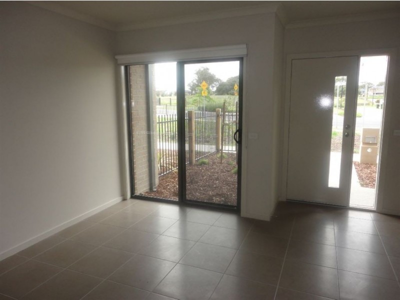 101 Lyndarum Drive, Epping VIC 3076