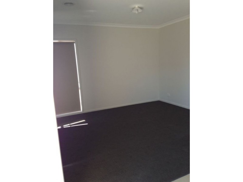 26 Darwin Way, Wollert VIC 3750