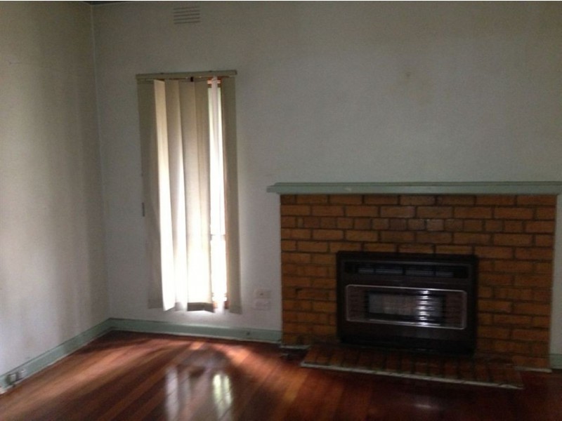 2 Norman Grove, Thomastown VIC 3074