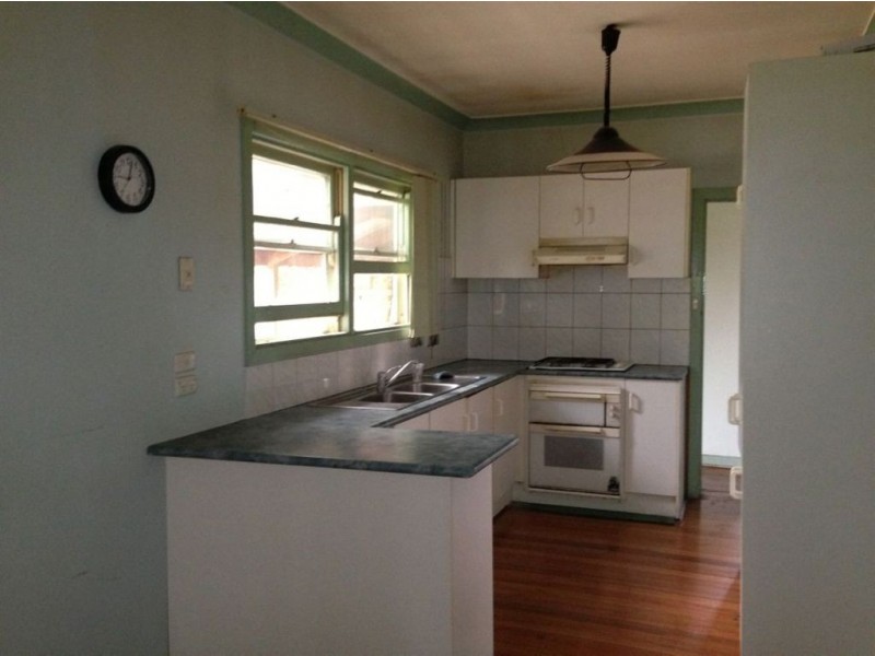 2 Norman Grove, Thomastown VIC 3074