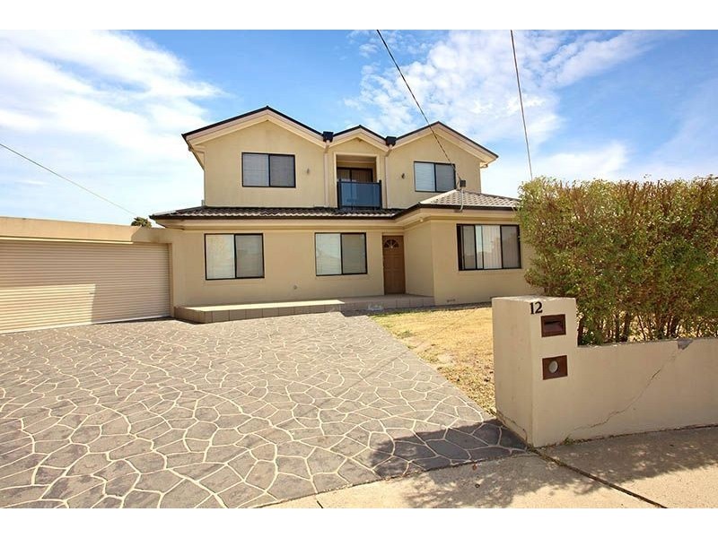 12 Luzon Court, Lalor VIC 3075