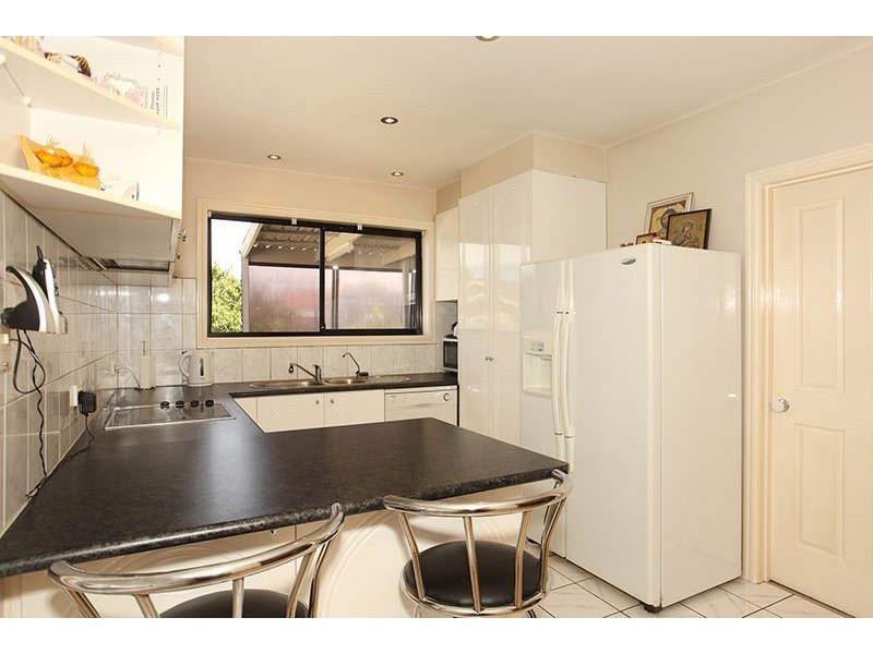 12 Luzon Court, Lalor VIC 3075