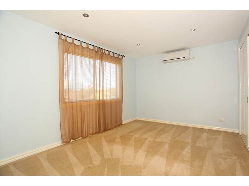 12 Luzon Court, Lalor VIC 3075