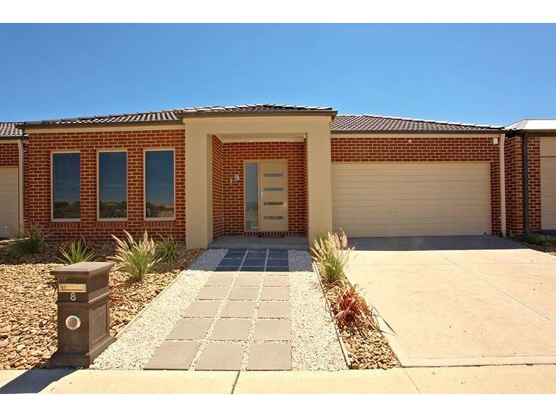 8 Emden Road, Wollert VIC 3750