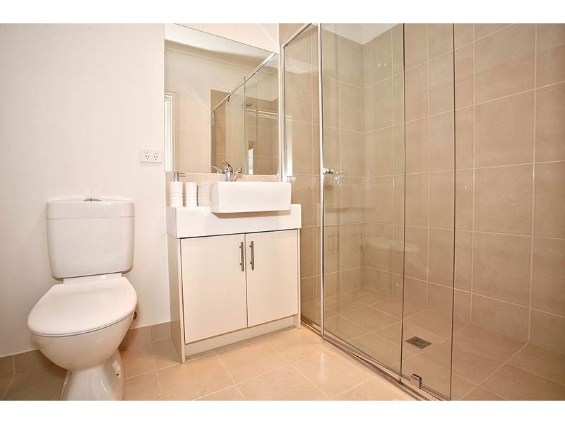 4/88 Purinuan Road, Reservoir VIC 3073