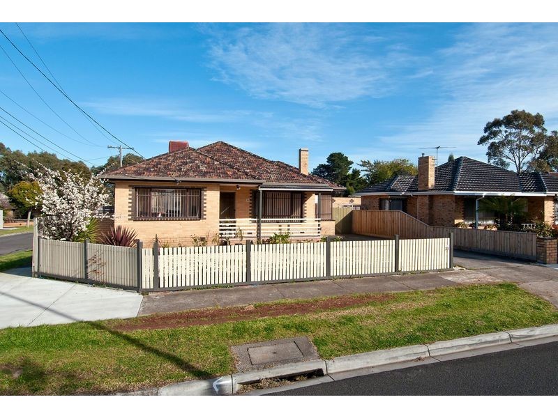 21 Mount View Road, Thomastown VIC 3074