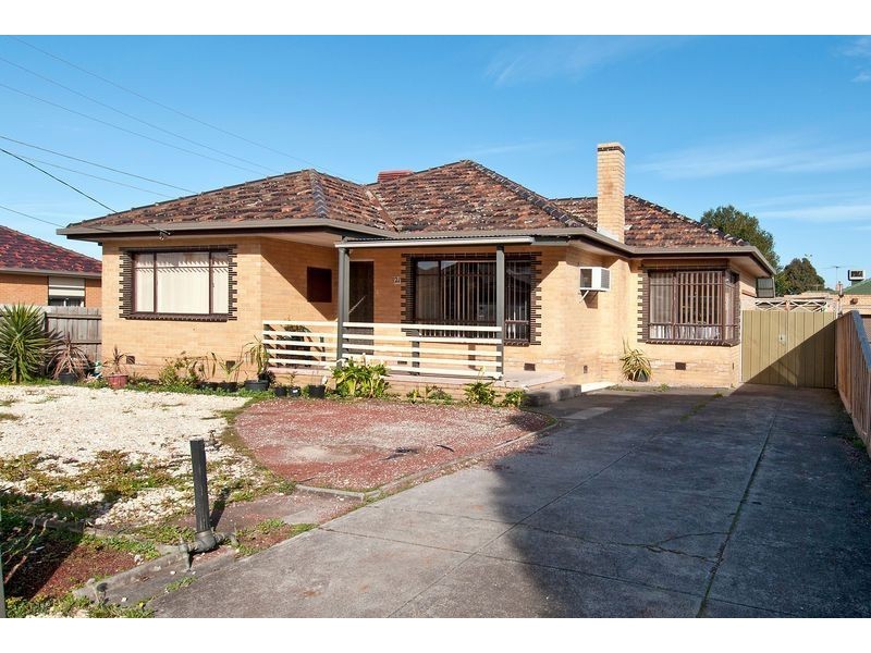 21 Mount View Road, Thomastown VIC 3074
