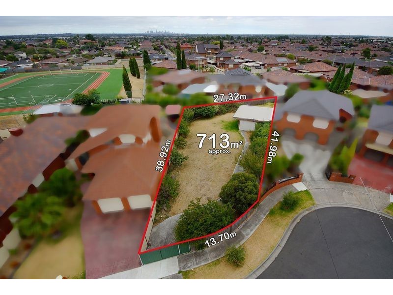 37 Gladstone Street, Thomastown VIC 3074