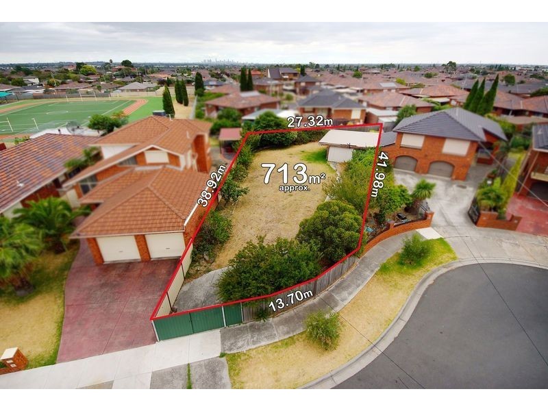 37 Gladstone Street, Thomastown VIC 3074