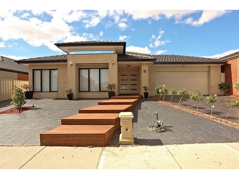 27 Quartz Grove, Epping VIC 3076