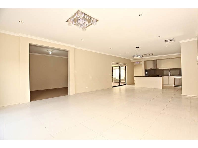 27 Quartz Grove, Epping VIC 3076