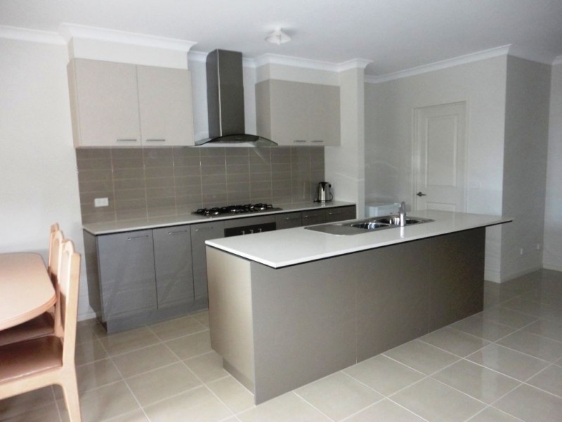 8 Gerald Street, Craigieburn VIC 3064