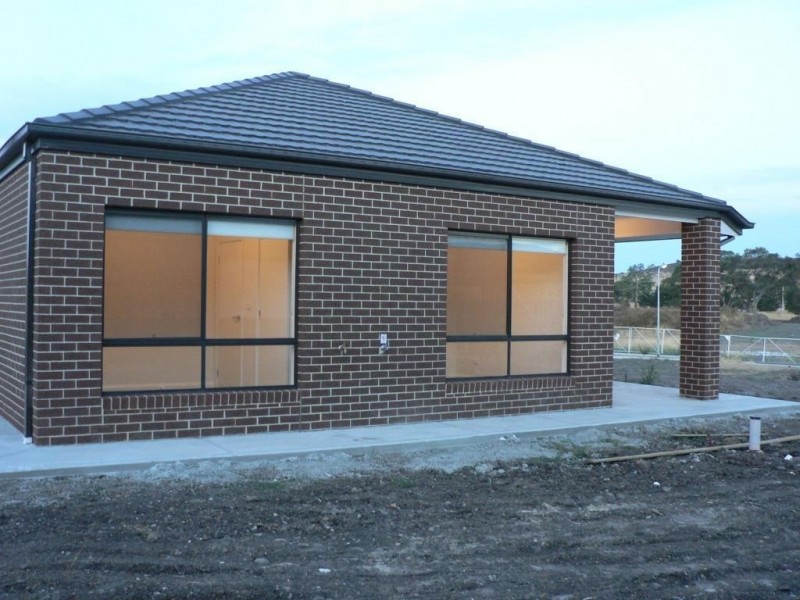 22 Risdon Chase, Wollert VIC 3750