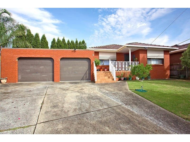 8 Hakea Court, Thomastown VIC 3074