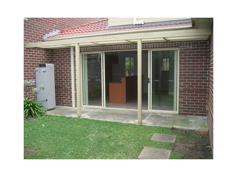 1/17 View Street, Reservoir VIC 3073