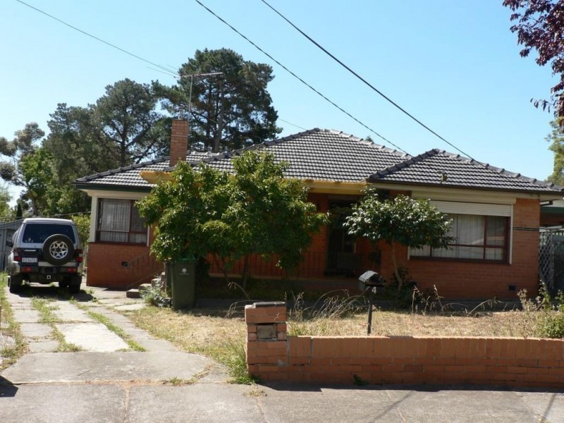 4 Pioneer Court, Thomastown VIC 3074