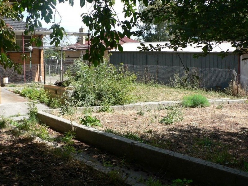 4 Pioneer Court, Thomastown VIC 3074