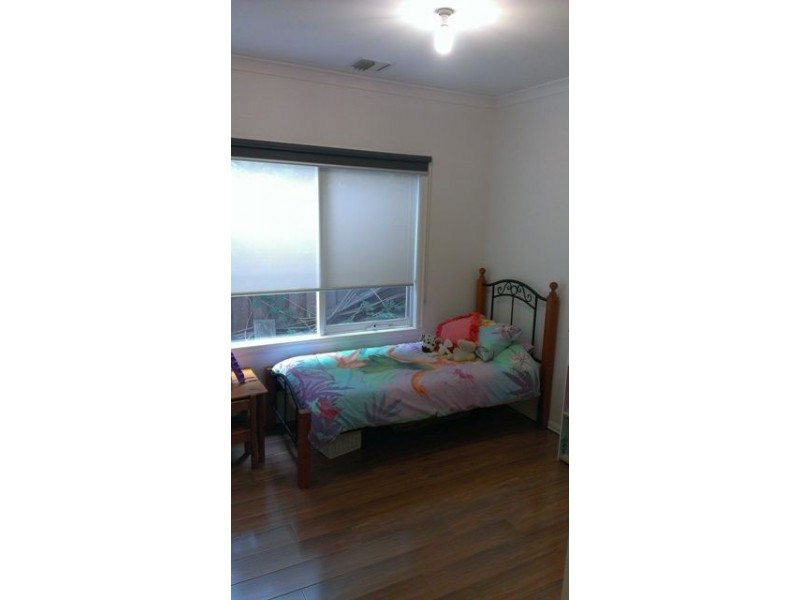 1/34 Centre Way, Glenroy VIC 3046