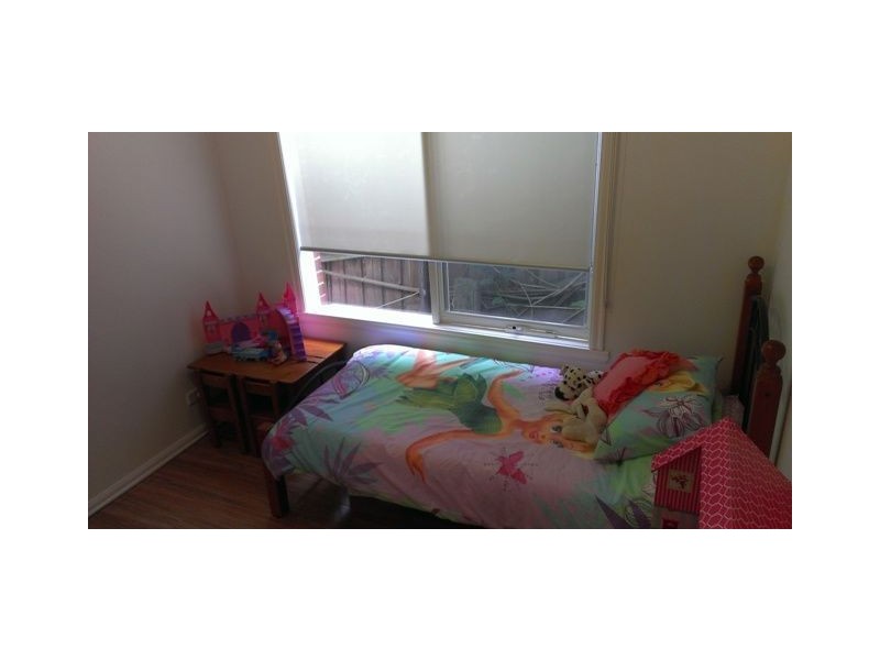 1/34 Centre Way, Glenroy VIC 3046