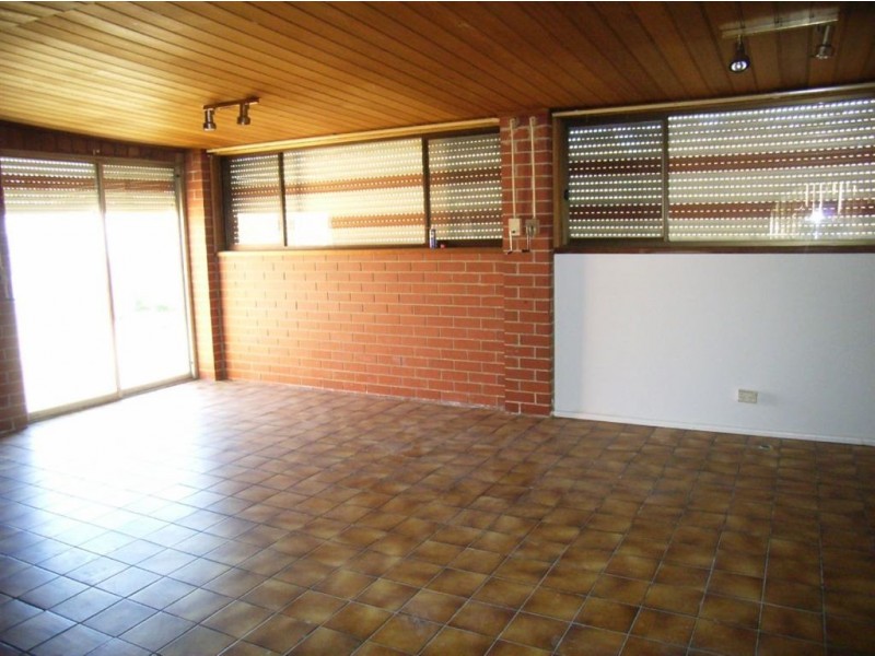 11 Cutler Court, Lalor VIC 3075