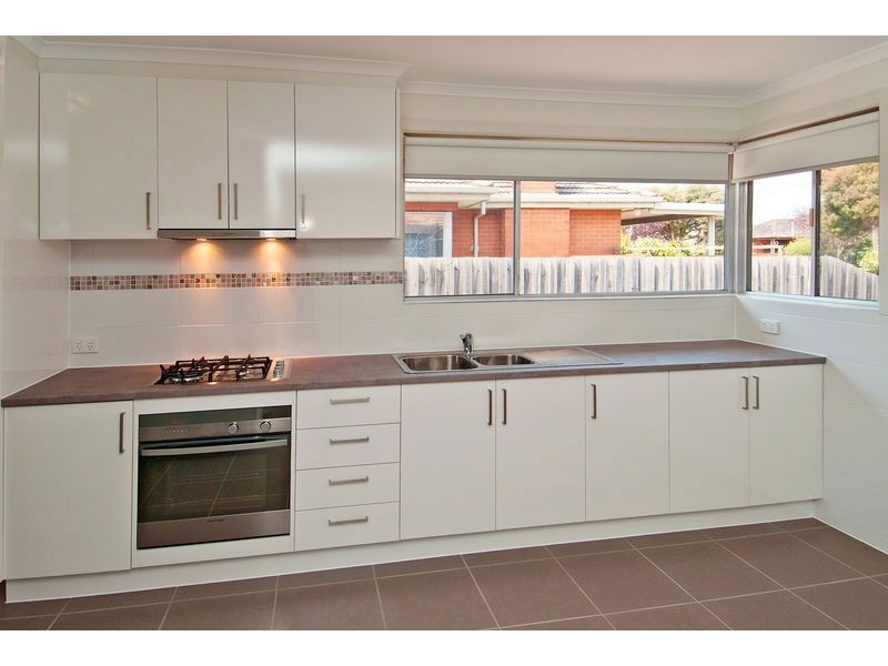 10 Burton Street, Lalor VIC 3075