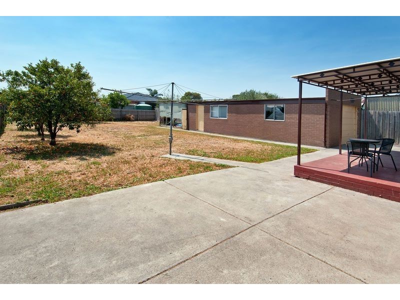 10 Burton Street, Lalor VIC 3075