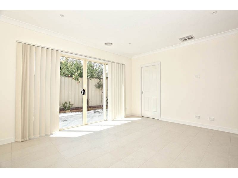 2/6 Mackey Street, Lalor VIC 3075