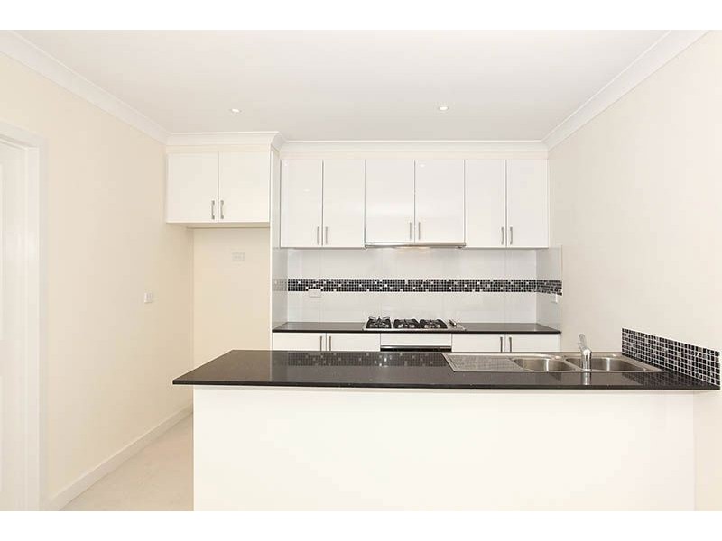 2/6 Mackey Street, Lalor VIC 3075