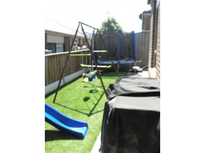 28 Alhambra Drive, Epping VIC 3076