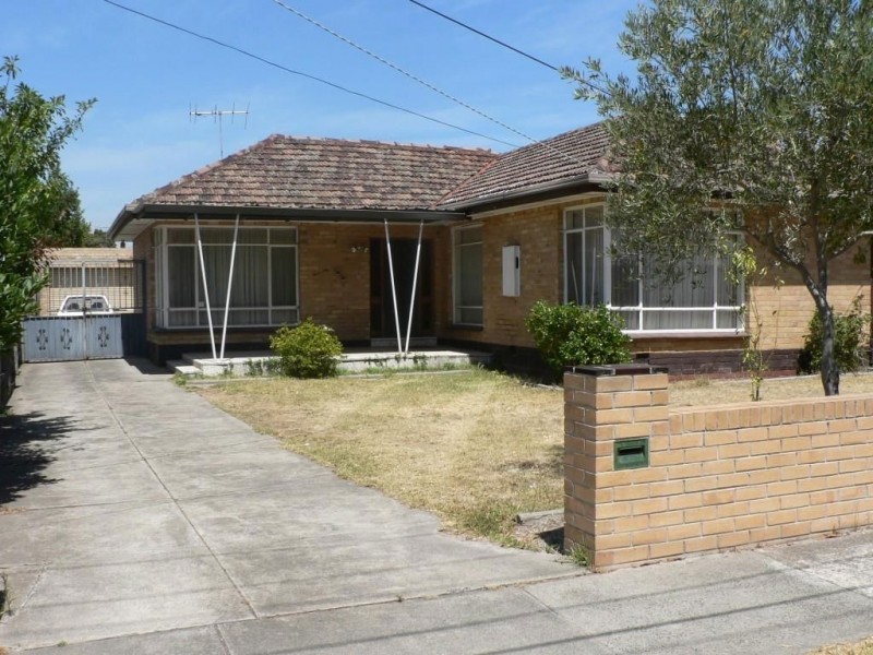 9 Highlands Road, Thomastown VIC 3074