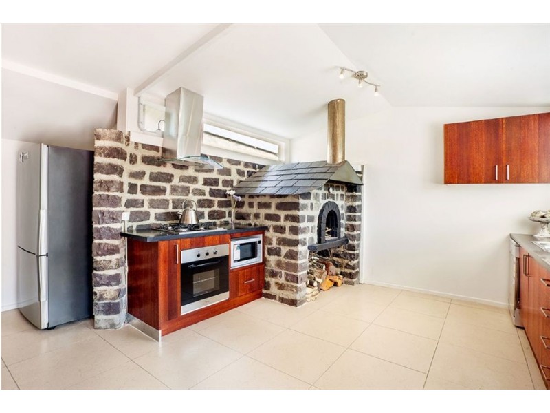 7 Greenstone Court, Thomastown VIC 3074