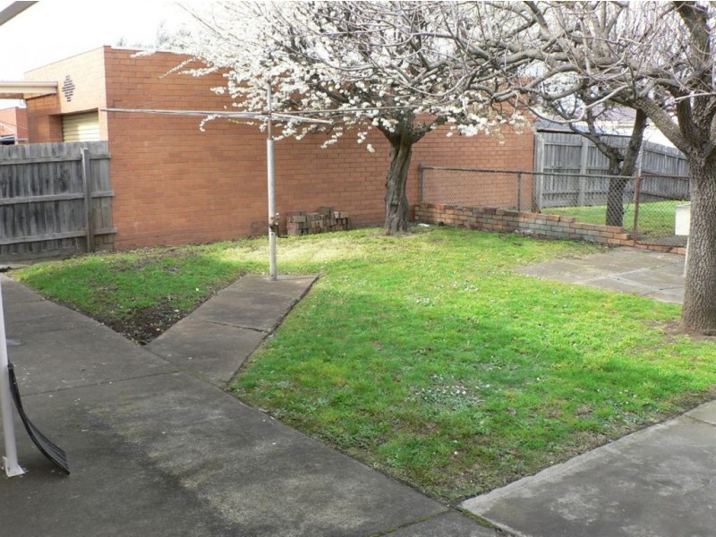 77 Messmate Street, Lalor VIC 3075