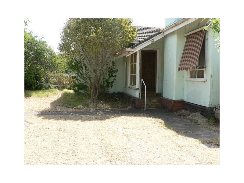 196 Albert Street, Reservoir VIC 3073